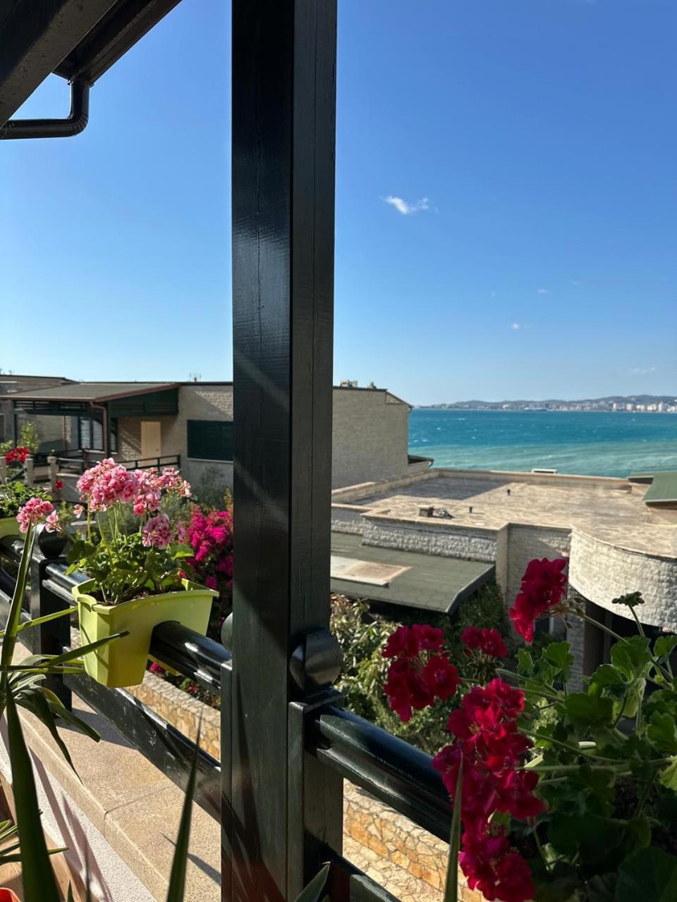 Vila Rina At Aquamarine Residence Wlora Zewnętrze zdjęcie